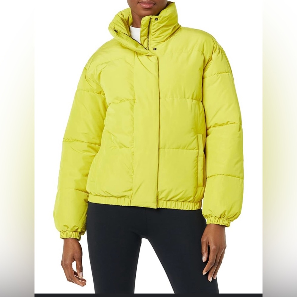Daily Ritual Women's Bright Yellow Puffer Jacket - Picture 5 of 10